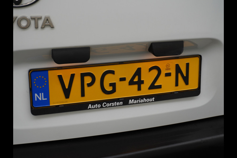 Toyota PROACE CITY D102pk D-4D Navi Apple/Android ECC Pdc Bluetooth CruiseControl Elek.Ramen Airco Schuifdeur Rechts Usb Mistlampen Regensensor Aut.Verlichting Elek.inkl.spiegels Live 1.500kg Trekvermogen Origineel Nederlandse auto EURO 6
