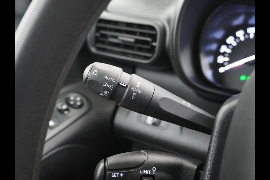 Toyota PROACE CITY D102pk D-4D Navi Apple/Android ECC Pdc Bluetooth CruiseControl Elek.Ramen Airco Schuifdeur Rechts Usb Mistlampen Regensensor Aut.Verlichting Elek.inkl.spiegels Live 1.500kg Trekvermogen Origineel Nederlandse auto EURO 6