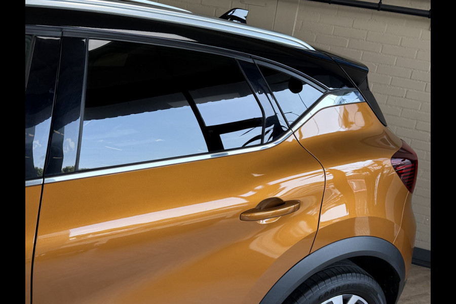 Renault Captur 1.3 mild hybrid 160 R.S. Line | Groot Navi| 18 inch | Clima | Camera | Stoelverwarming | 100% Dealer onderhouden!
