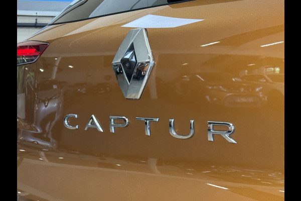 Renault Captur 1.3 mild hybrid 160 R.S. Line | Groot Navi| 18 inch | Clima | Camera | Stoelverwarming | 100% Dealer onderhouden!