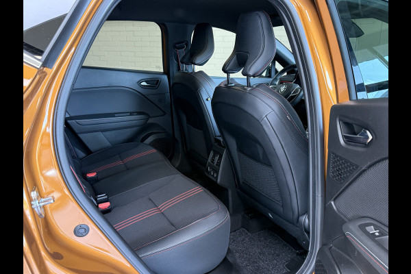 Renault Captur 1.3 mild hybrid 160 R.S. Line | Groot Navi| 18 inch | Clima | Camera | Stoelverwarming | 100% Dealer onderhouden!