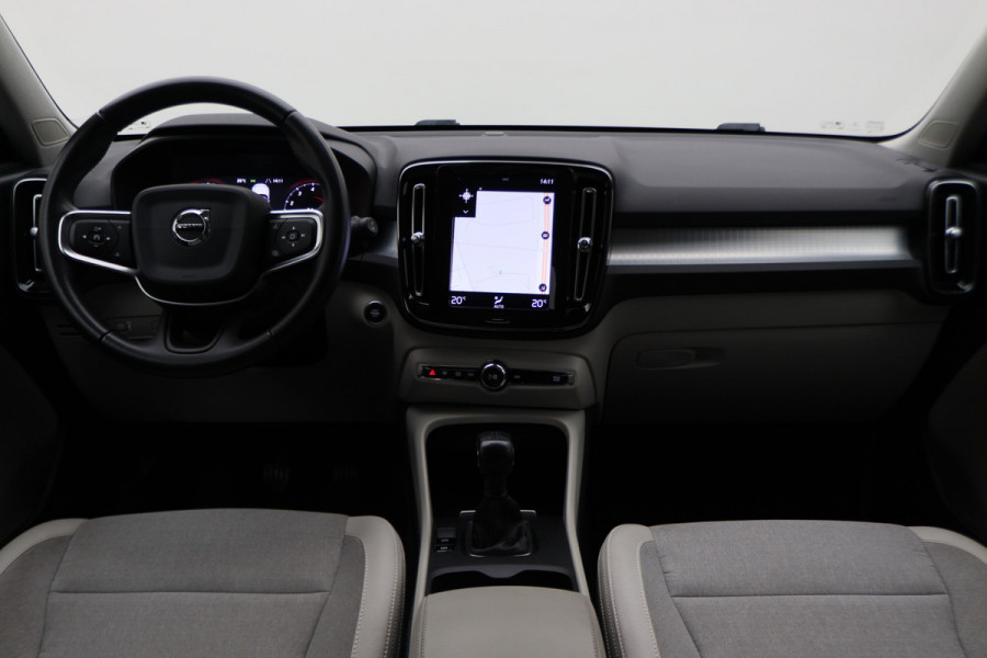 Volvo XC40 1.5 T3 Momentum Pro Camera, Apple Carplay, LED, Cruise, PDC
