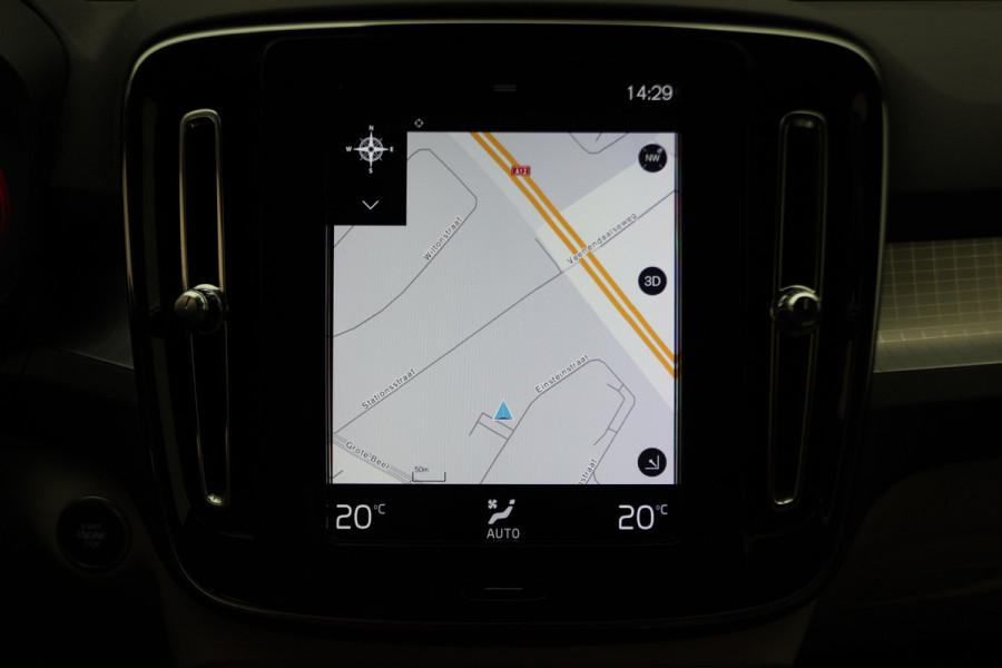 Volvo XC40 1.5 T3 Momentum Pro Camera, Apple Carplay, LED, Cruise, PDC