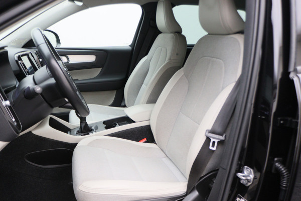 Volvo XC40 1.5 T3 Momentum Pro Camera, Apple Carplay, LED, Cruise, PDC