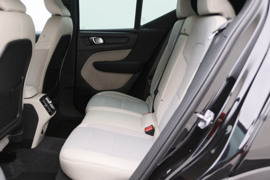 Volvo XC40 1.5 T3 Momentum Pro Camera, Apple Carplay, LED, Cruise, PDC
