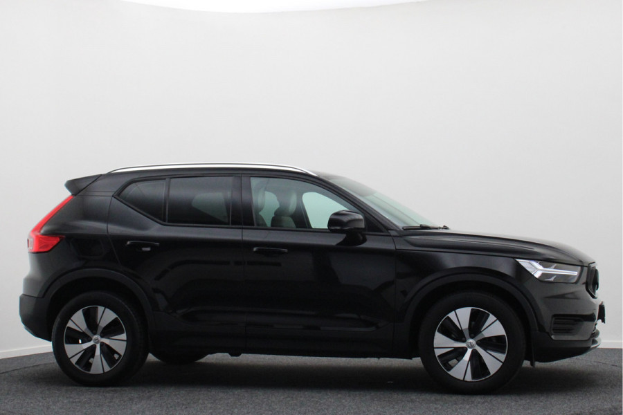 Volvo XC40 1.5 T3 Momentum Pro Camera, Apple Carplay, LED, Cruise, PDC