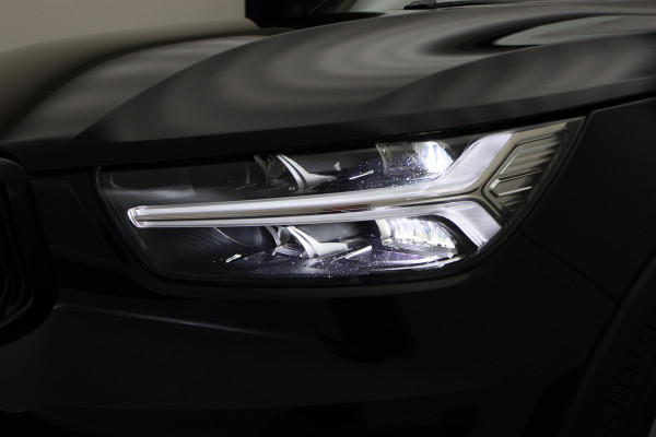 Volvo XC40 1.5 T3 Momentum Pro Camera, Apple Carplay, LED, Cruise, PDC