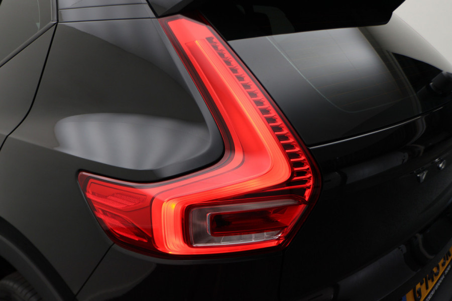 Volvo XC40 1.5 T3 Momentum Pro Camera, Apple Carplay, LED, Cruise, PDC