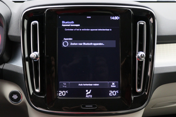 Volvo XC40 1.5 T3 Momentum Pro Camera, Apple Carplay, LED, Cruise, PDC