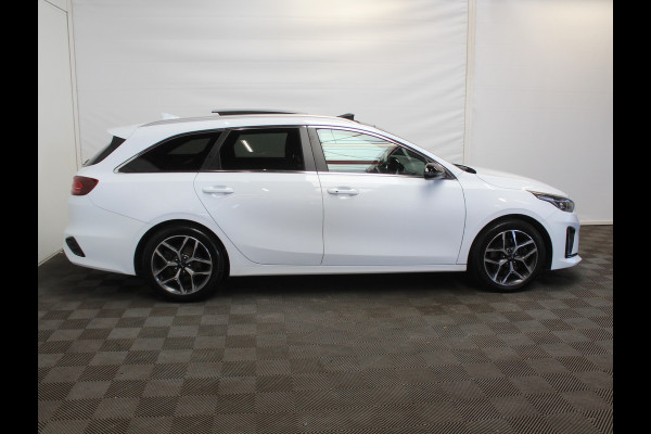 Kia Ceed Sportswagon 1.4 T-GDi GT-Line CAMERA | ELECSCHDAK | CRUISE | LED | NAVI | CARPLAY | TREKHAAK | STOEL-STUURVERW