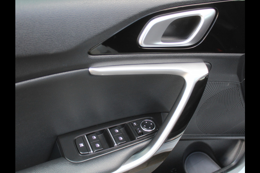 Kia Ceed Sportswagon 1.4 T-GDi GT-Line CAMERA | ELECSCHDAK | CRUISE | LED | NAVI | CARPLAY | TREKHAAK | STOEL-STUURVERW