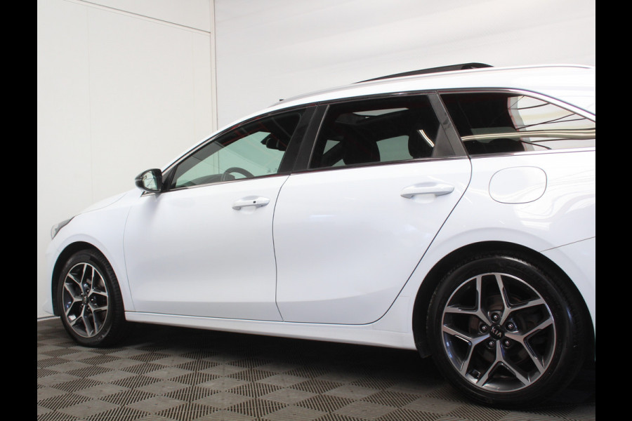 Kia Ceed Sportswagon 1.4 T-GDi GT-Line CAMERA | ELECSCHDAK | CRUISE | LED | NAVI | CARPLAY | TREKHAAK | STOEL-STUURVERW