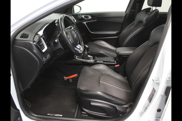 Kia Ceed Sportswagon 1.4 T-GDi GT-Line CAMERA | ELECSCHDAK | CRUISE | LED | NAVI | CARPLAY | TREKHAAK | STOEL-STUURVERW