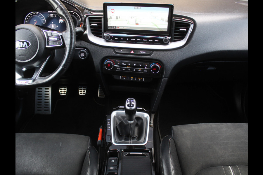Kia Ceed Sportswagon 1.4 T-GDi GT-Line CAMERA | ELECSCHDAK | CRUISE | LED | NAVI | CARPLAY | TREKHAAK | STOEL-STUURVERW