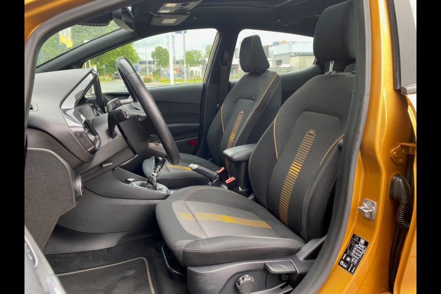 Ford Fiesta BWJ 2018 | 1.0T 100PK Active First Ed | PANO | CLIMA | NAVI | SPORTSTOELEN | CRUISE | TREKHAAK | PDC |