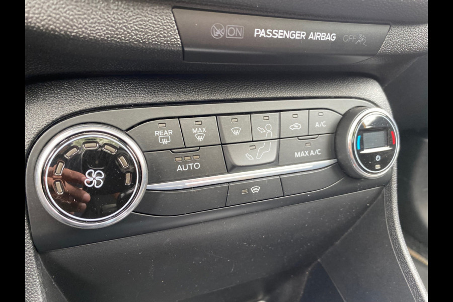 Ford Fiesta BWJ 2018 | 1.0T 100PK Active First Ed | PANO | CLIMA | NAVI | SPORTSTOELEN | CRUISE | TREKHAAK | PDC |
