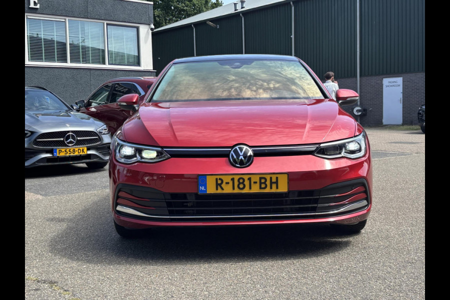 Volkswagen Golf 1.0 eTSI Life PANORAMADAK | ADD. CRUISE | VIRTUAL DASH | NAVIGATIE | RIJKLAARPRIJS incl. 12mnd BOVAG