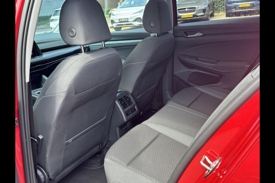 Volkswagen Golf 1.0 eTSI Life PANORAMADAK | ADD. CRUISE | VIRTUAL DASH | NAVIGATIE | RIJKLAARPRIJS incl. 12mnd BOVAG
