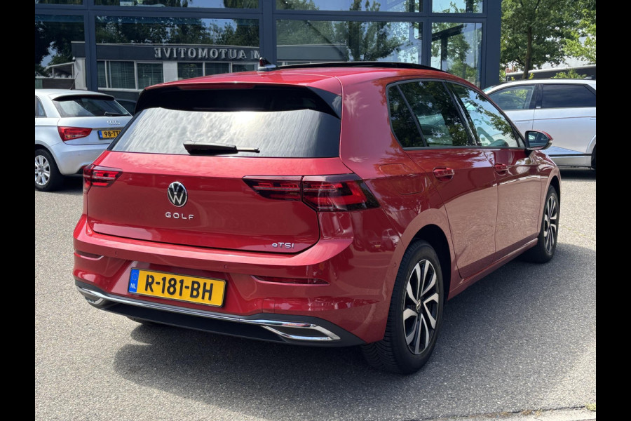 Volkswagen Golf 1.0 eTSI Life PANORAMADAK | ADD. CRUISE | VIRTUAL DASH | NAVIGATIE | RIJKLAARPRIJS incl. 12mnd BOVAG