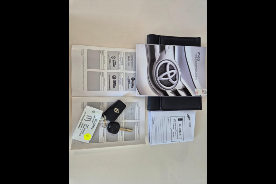 Toyota Aygo 1.0 VVT-i x-fun Airco, Lmv, NAP