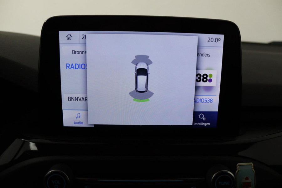 Ford FOCUS Wagon 1.5 EcoBoost ST Line Business (PARKEERSENSOREN, TREKHAAK, STOELVERWARMING, NAVIGATIE, NL-AUTO)