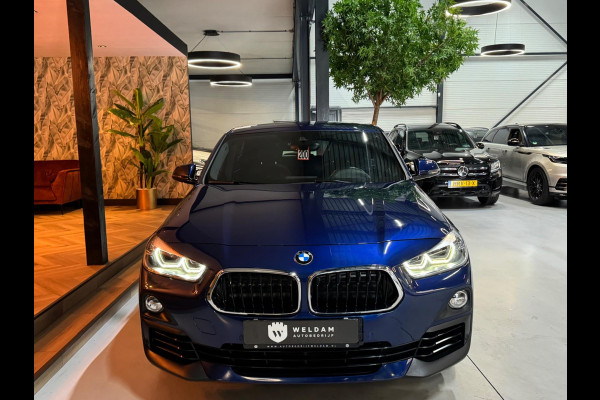 BMW X2 SDrive20i Executive Garantie Head-Up StoelVW Elek Achterklep Cruise Clima Navi PDC Led Sfeer Rijklaar