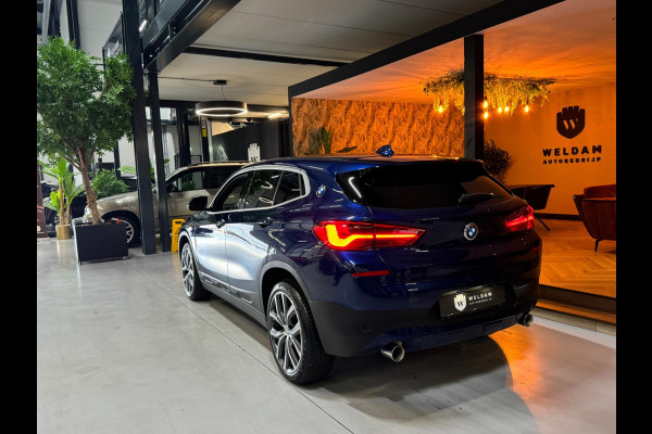 BMW X2 SDrive20i Executive Garantie Head-Up StoelVW Elek Achterklep Cruise Clima Navi PDC Led Sfeer Rijklaar