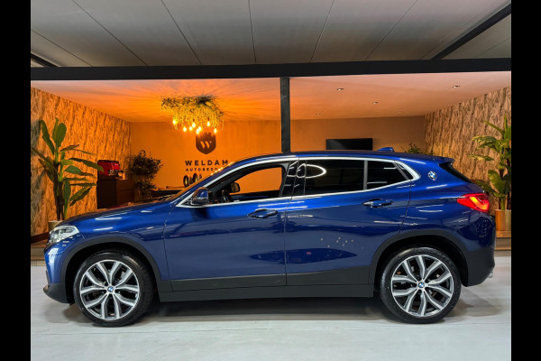 BMW X2 SDrive20i Executive Garantie Head-Up StoelVW Elek Achterklep Cruise Clima Navi PDC Led Sfeer Rijklaar