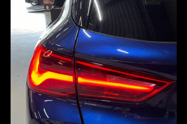 BMW X2 SDrive20i Executive Garantie Head-Up StoelVW Elek Achterklep Cruise Clima Navi PDC Led Sfeer Rijklaar