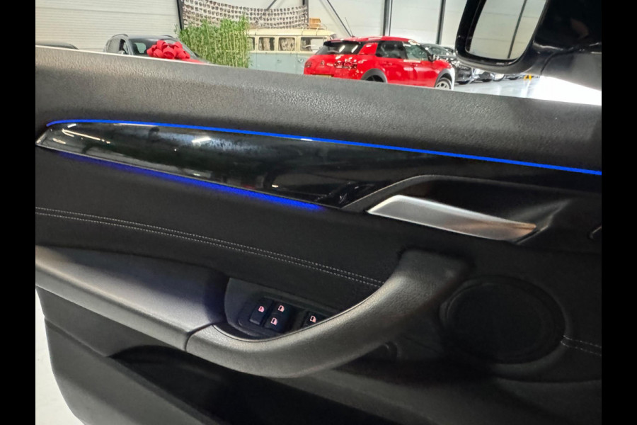 BMW X2 SDrive20i Executive Garantie Head-Up StoelVW Elek Achterklep Cruise Clima Navi PDC Led Sfeer Rijklaar