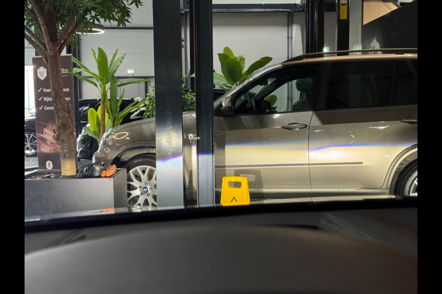 BMW X2 SDrive20i Executive Garantie Head-Up StoelVW Elek Achterklep Cruise Clima Navi PDC Led Sfeer Rijklaar