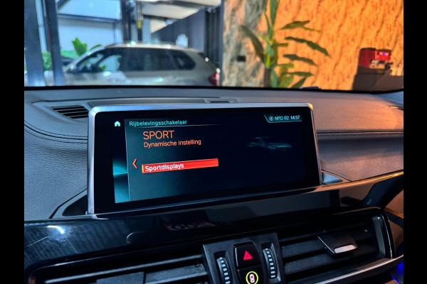 BMW X2 SDrive20i Executive Garantie Head-Up StoelVW Elek Achterklep Cruise Clima Navi PDC Led Sfeer Rijklaar
