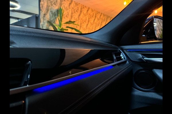 BMW X2 SDrive20i Executive Garantie Head-Up StoelVW Elek Achterklep Cruise Clima Navi PDC Led Sfeer Rijklaar