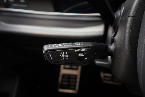 Audi Q8 60 TFSI e quattro Pro Line S Competition 490pk ACHTERAS BESTURING| STOELVERWARMING & VERKOELING | MASSAGE | ADAPTIVE | TREKHAAK | SFEERVERLICHTING | RED STITCHING |