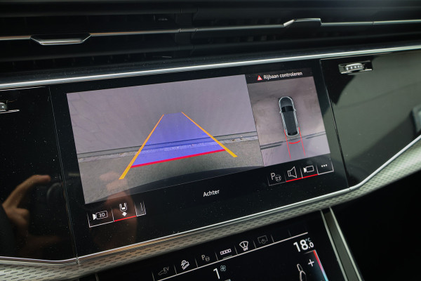 Audi Q8 60 TFSI e quattro Pro Line S Competition 490pk ACHTERAS BESTURING| STOELVERWARMING & VERKOELING | MASSAGE | ADAPTIVE | TREKHAAK | SFEERVERLICHTING | RED STITCHING |