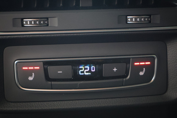 Audi Q8 60 TFSI e quattro Pro Line S Competition 490pk ACHTERAS BESTURING| STOELVERWARMING & VERKOELING | MASSAGE | ADAPTIVE | TREKHAAK | SFEERVERLICHTING | RED STITCHING |