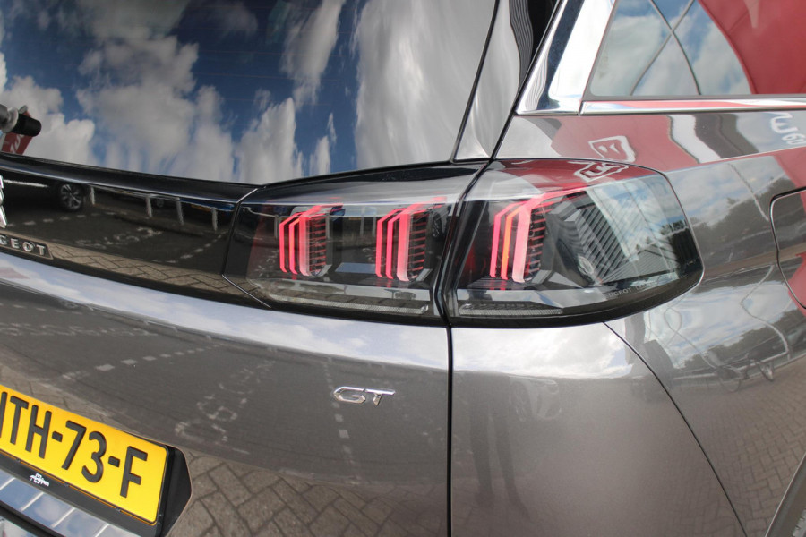Peugeot 5008 1.2 130PK AUTOMAAT GT | NAVIGATIE | APPLE CARPLAY/ANDROID AUTO | ADAPTIVE CRUISE CONTROL | KEYLESS ENTRY/START | FULL LED KOPLAMPEN | 18" LICHTMETALEN VELGEN | CLIMATE CONTROL | 7-PERSOONS! | STOEL VERWARMING | DODEHOEK DETECTIE |