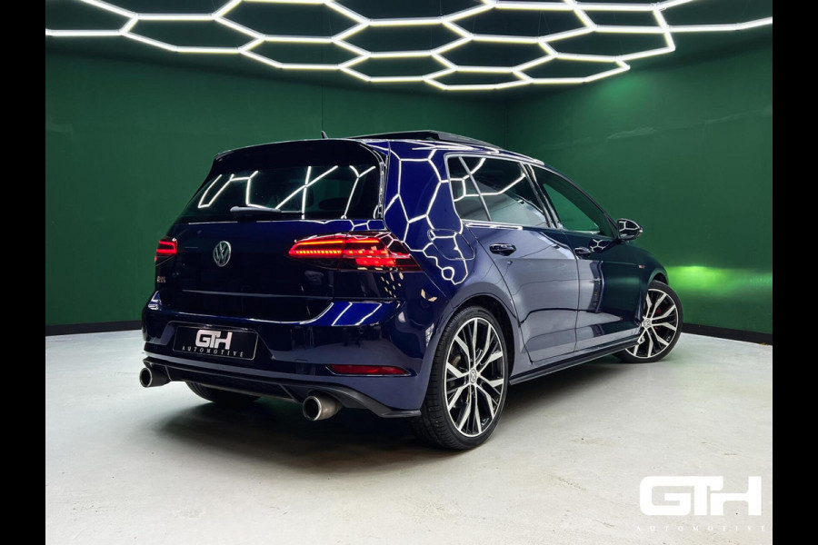 Volkswagen Golf 2.0 TSI GTI Dyn | Pano | Trekhaak | Virtual