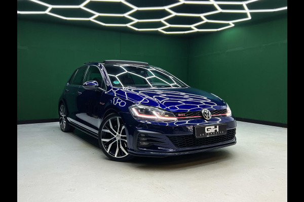 Volkswagen Golf 2.0 TSI GTI Dyn | Pano | Trekhaak | Virtual