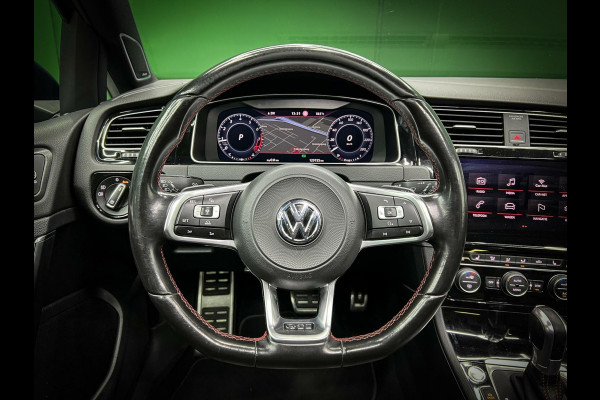 Volkswagen Golf 2.0 TSI GTI Dyn | Pano | Trekhaak | Virtual