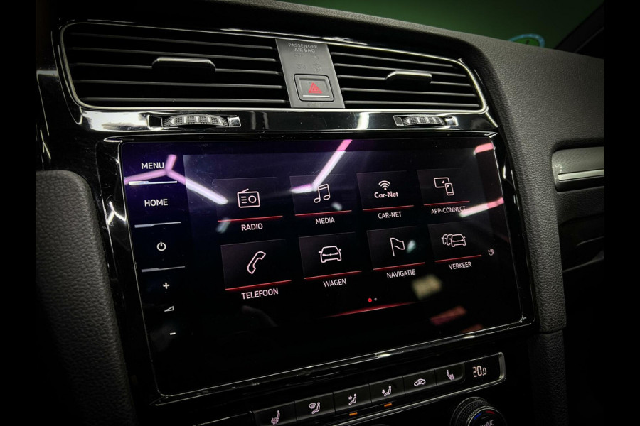 Volkswagen Golf 2.0 TSI GTI Dyn | Pano | Trekhaak | Virtual