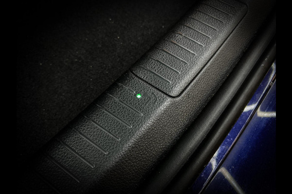 Volkswagen Golf 2.0 TSI GTI Dyn | Pano | Trekhaak | Virtual