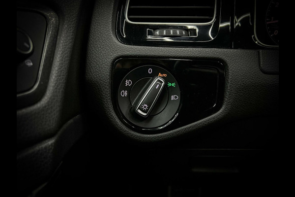 Volkswagen Golf 2.0 TSI GTI Dyn | Pano | Trekhaak | Virtual