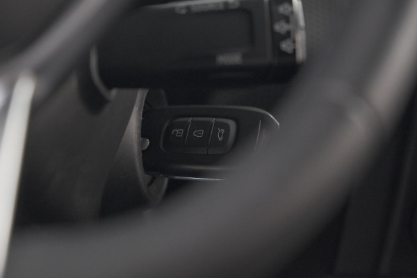Renault Clio TCe 90 Equilibre | Parkeersensoren | Apple Carplay | Navigatie | Cruise Control
