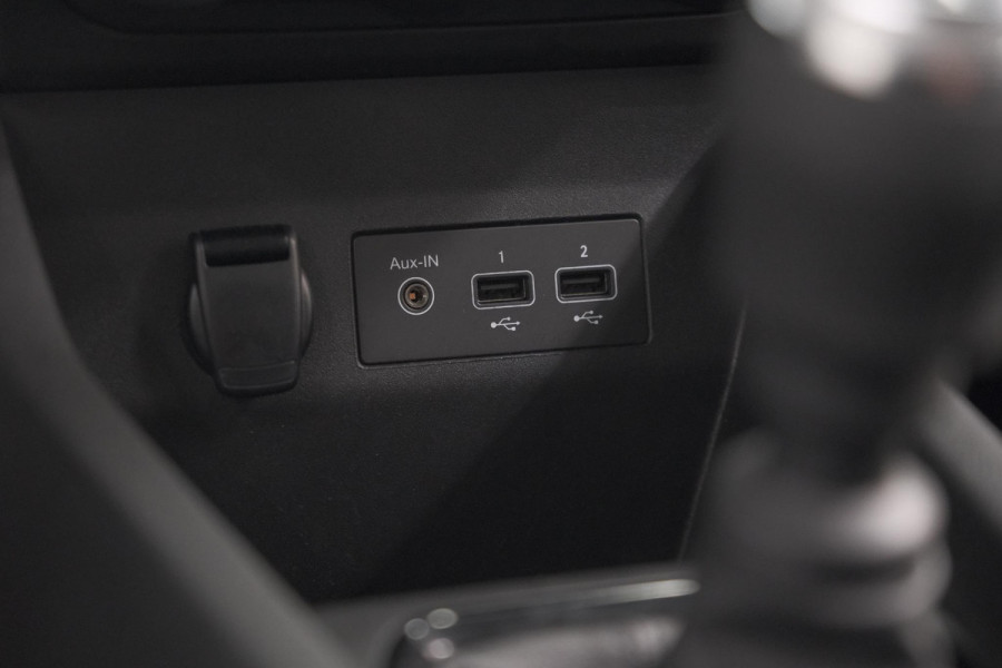 Renault Clio TCe 90 Equilibre | Parkeersensoren | Apple Carplay | Navigatie | Cruise Control