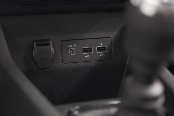 Renault Clio TCe 90 Equilibre | Parkeersensoren | Apple Carplay | Navigatie | Cruise Control