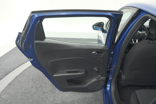Renault Clio TCe 90 Equilibre | Parkeersensoren | Apple Carplay | Navigatie | Cruise Control