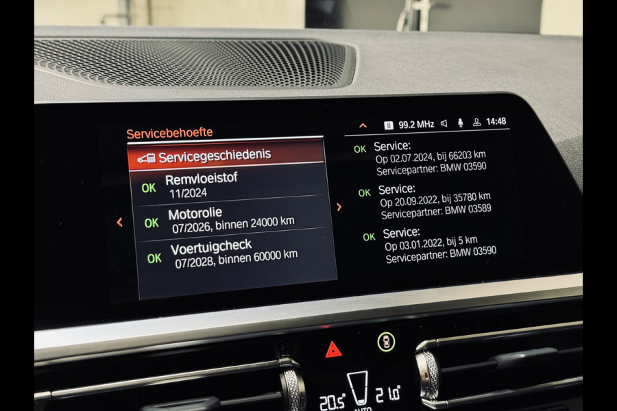 BMW 3 Serie Touring 320i M-Sport | 20" | Panorama | Leder | Camera