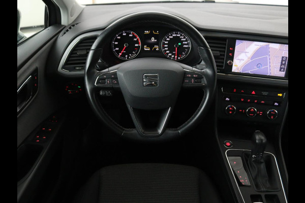 Seat Leon 1.0 TSI Style Intens | Automaat | Carplay | Navigatie | Keyless | Parkeerhulp | Climate control | Cruise control | Bluetooth