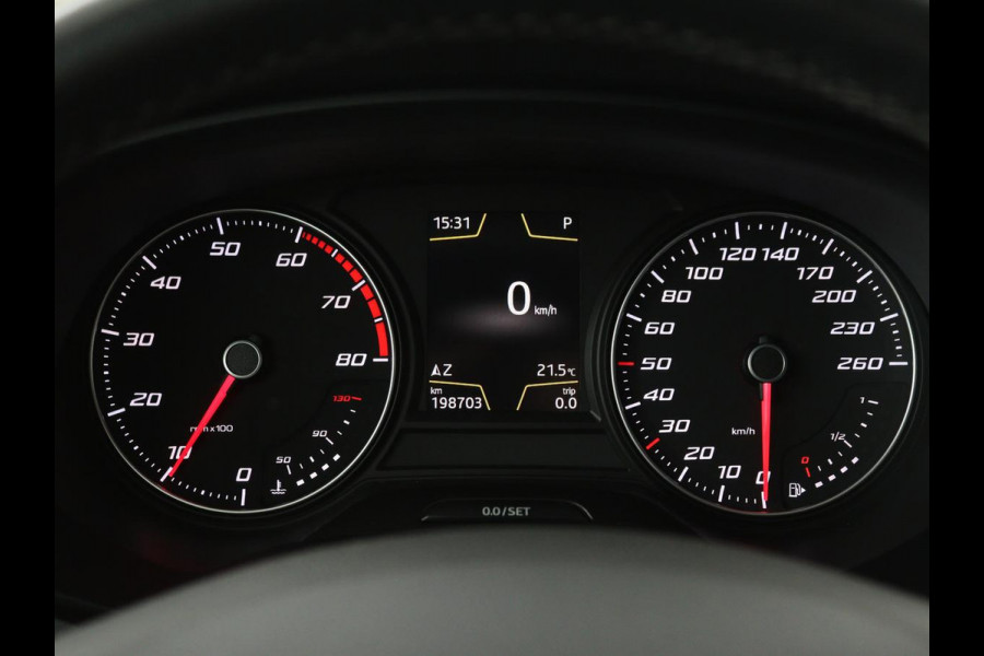 Seat Leon 1.0 TSI Style Intens | Automaat | Carplay | Navigatie | Keyless | Parkeerhulp | Climate control | Cruise control | Bluetooth